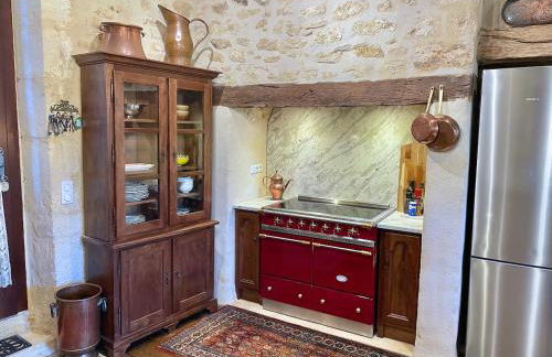 New Listing! Maison Delluc with Spectacular Vistas - Foto 33