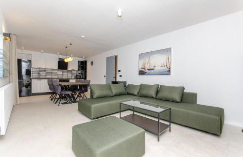 Azure Heaven Apartment w heated pool - Photo 24
