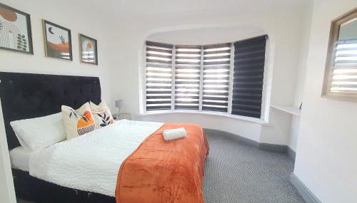 Families Only - Pet Friendly sleeps 6 maximum NO PARTIES - Foto 2