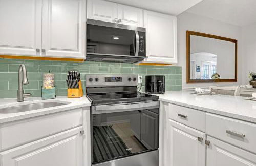 Comfort by the Beach - Heated Pool & Private Beach - Foto 26