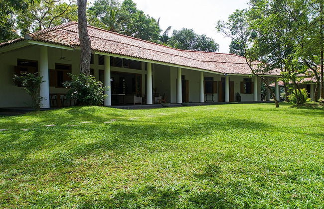 Family House With Large Garden In A Peaceful Setting - Foto 11