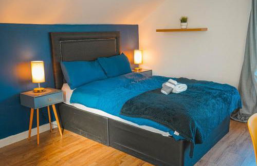 Private and Spacious 2 Bedroom House - Free Parking! - Foto 21