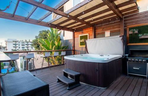 Lux Escape 3 • Views 2 Hot Tubs Games Mini Golf - Foto 36