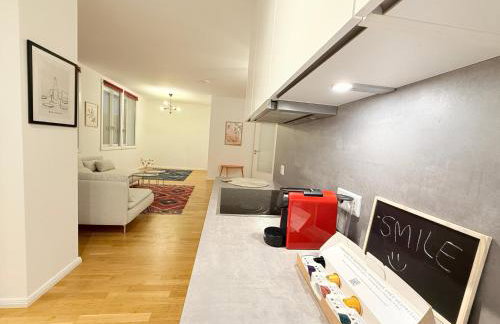 New-three room-Entire Apartment with two Balconies & Garage, Central-Fast Access to City Center - Barmbek -Stadtpark - Foto 34