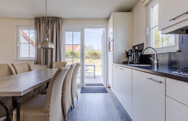 Beachside Villa + Sauna - Photo 9