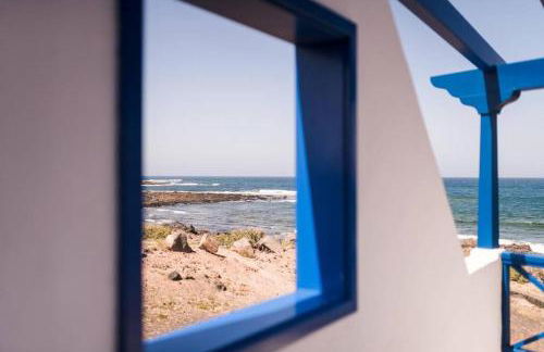 Casa Charcón Alto, en primera línea de mar - Best Villas Lanzarote - Photo 6