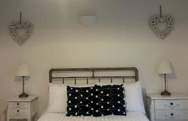 BROOK HOUSE 4a - Photo 34