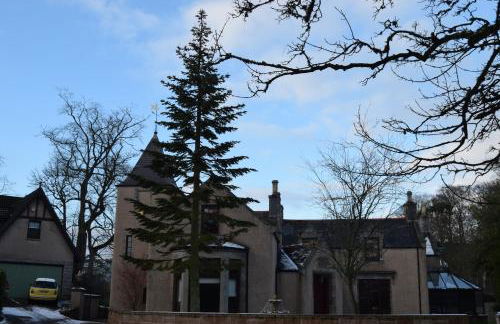Amazing 4 Bed Scottish Baronial Style House - Foto 2