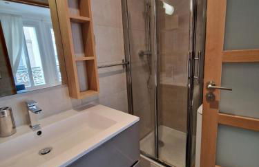 A deux pas de l'Arc de Triomphe Studio tout équipé - Foto 5