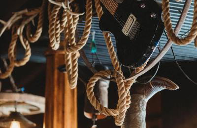 The Outlaw By The Cohost Company - Foto 70