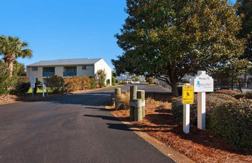 Steps to the Beach Pool Courts Family Fun - Foto 50