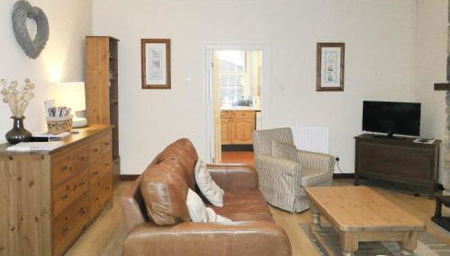 The Cottage - Photo 2