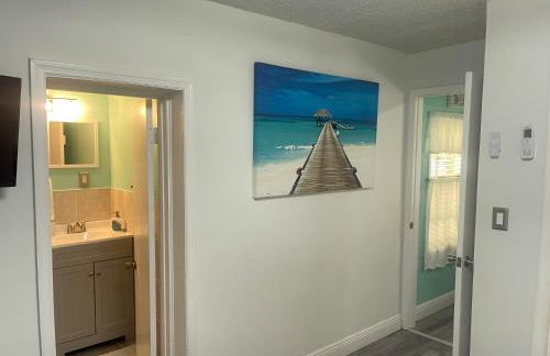 Convenient and Private Downtown 1BR Near Beach - Foto 3