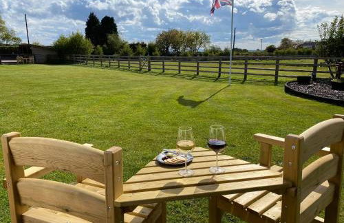 Ye Old Lambing Lodge - Spring Paddock - Photo 11