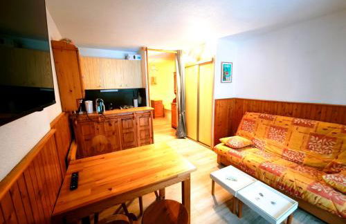 Appartement en rez-de-jardin à 300m des pistes - Foto 13