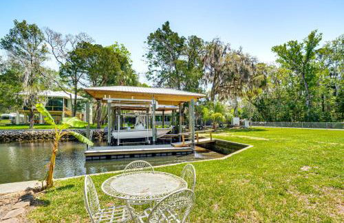 Canal-Front Retreat in Crystal River! - Foto 2
