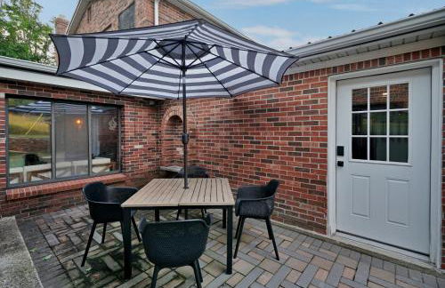 Private Indoor Pool Estate with Hot Tub - Foto 25