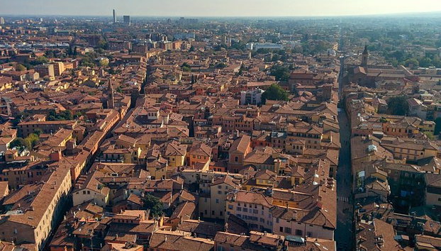 Bologna - Old Town Private Historic Walking Tour - Photo 3