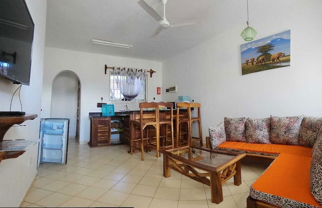 Lux Suites Diani Airstrip Villas - Foto 8