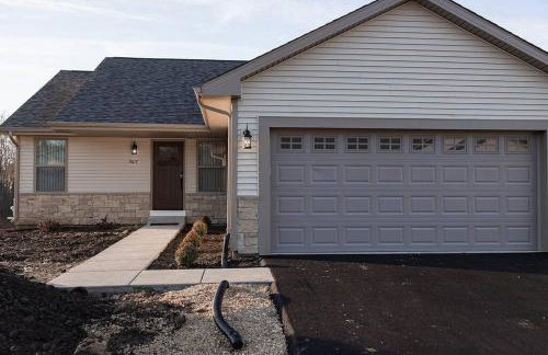 Newly Built 3 Bedroom Home in Loves Park - Foto 13