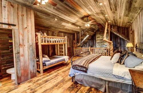 Near All-Season Trails Lakefront Crosby Getaway! - Foto 29