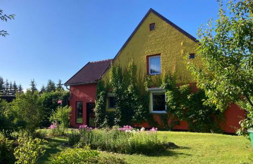 Villa Kunterbunt: Urgemütlich und fast perfekt - Foto 25