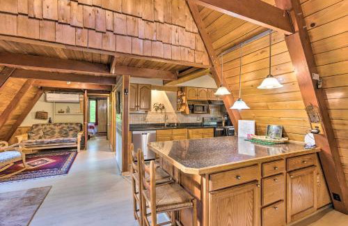 Hot Tub, Sauna, Fireplace, Dock! Lake Honor Cabin - Foto 9