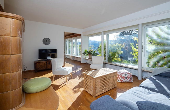 Luxury Apartment With Terrace and Garden Free Parking Smart TV etc - Foto 3