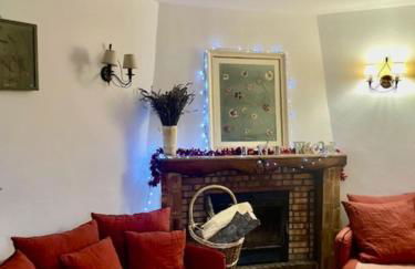 Stunning farmhouse with heated private pool in Provence - Photo 33