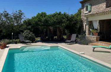 84A - "Mas d'Elise" magnificent villa with pool in the heart of Luberon - Foto 35