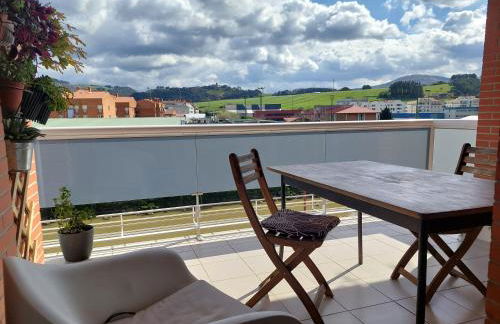 Espacio amplio y luminoso - Foto 8