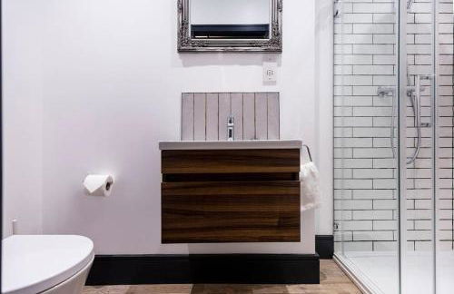 BOOTique House - Luxury Group Accommodation in Wakefield - Foto 5