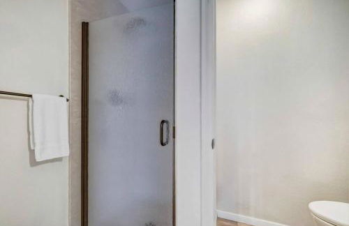 Gorgeous Pikes Peak Views, Fireplace & 3-Bedrooms - Foto 20