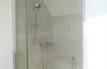 Private Double Room and Ensuite in Historic Cornish Cottage - Photo 27