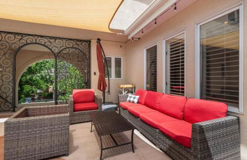 Heart of Cherry Creek Group Retreat Hot Tub - Foto 9