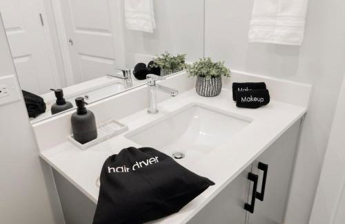 Sleek Loft 15 Min from NYC with Manhattan View - Foto 39