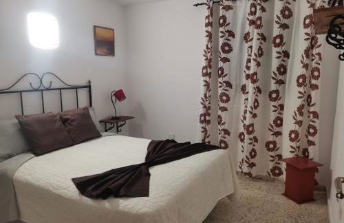 CHALET CON JACUZZI CLIMATIZADO, BARBACOA Y CERCA DE LA PLAYA - Foto 10