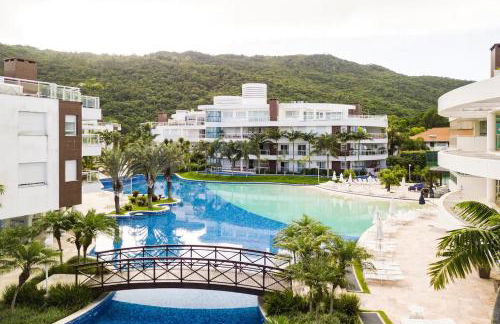 Cobertura em Resort Pé na Areia com Piscina Hidro - Foto 50