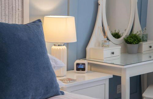 Number Six - Foto 29