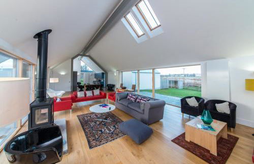 The Den, Architect Designed Barn, Beautiful Location - Foto 29