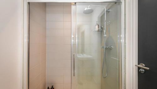 Cardiff Bay Retreat Sleeps 4 Parking - Pass the Keys - Foto 5, Other