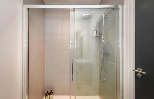 Cardiff Bay Retreat Sleeps 4 Parking - Pass the Keys - Foto 5