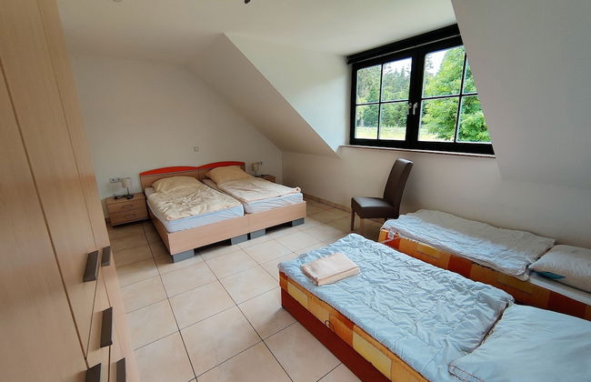 Spacious Semi-detached House With Wood Stove Located Directly on the Rennsteig - Photo 9