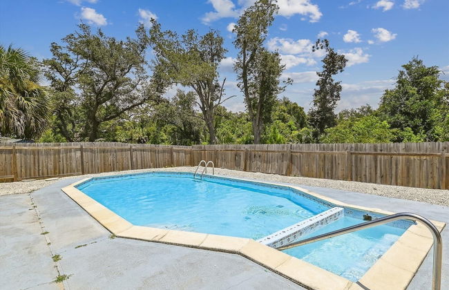 Cove Cottage - 3 Bedroom w/Private Pool. Sleeps 6. Quiet Community, Close to Fishing Marinas. 3 Home by RedAwning - Foto 20