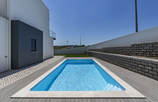 Captivating 4-bed House in Cadaval District-lisbon - Foto 12