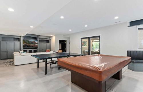 Majesty Estate in Salt Lake with Private Pool and Sport Court - Foto 17