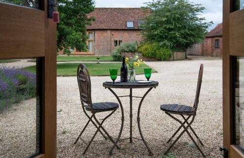 The Clock Tower & Dairy - Two x 2 Bed Barns with Indoor Pool - Photo 41