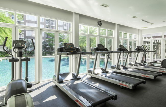 Locals Bangna Elements Srinakarin - Photo 16