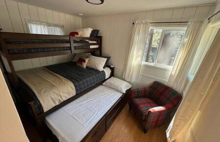 Spacious Tahoe Hot Tub and Beach - Photo 14