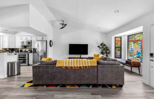 Poolside Palm Springs Paradise - Foto 151